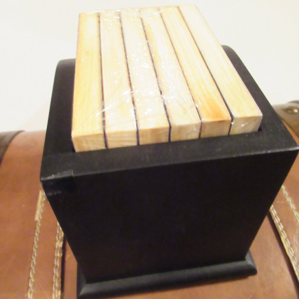 New Victorian Trading Co. Coaster Set & Holder Resembling Miniature Book Library - Picture 5 of 14